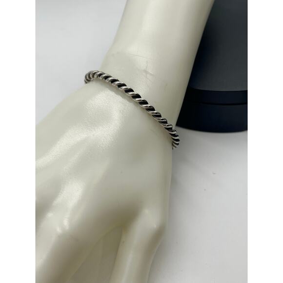 Native American Vintage Sterling Silver 3mm Twisted Wire Cuff Bracelet 6.5”, 11g - Picture 2 of 8